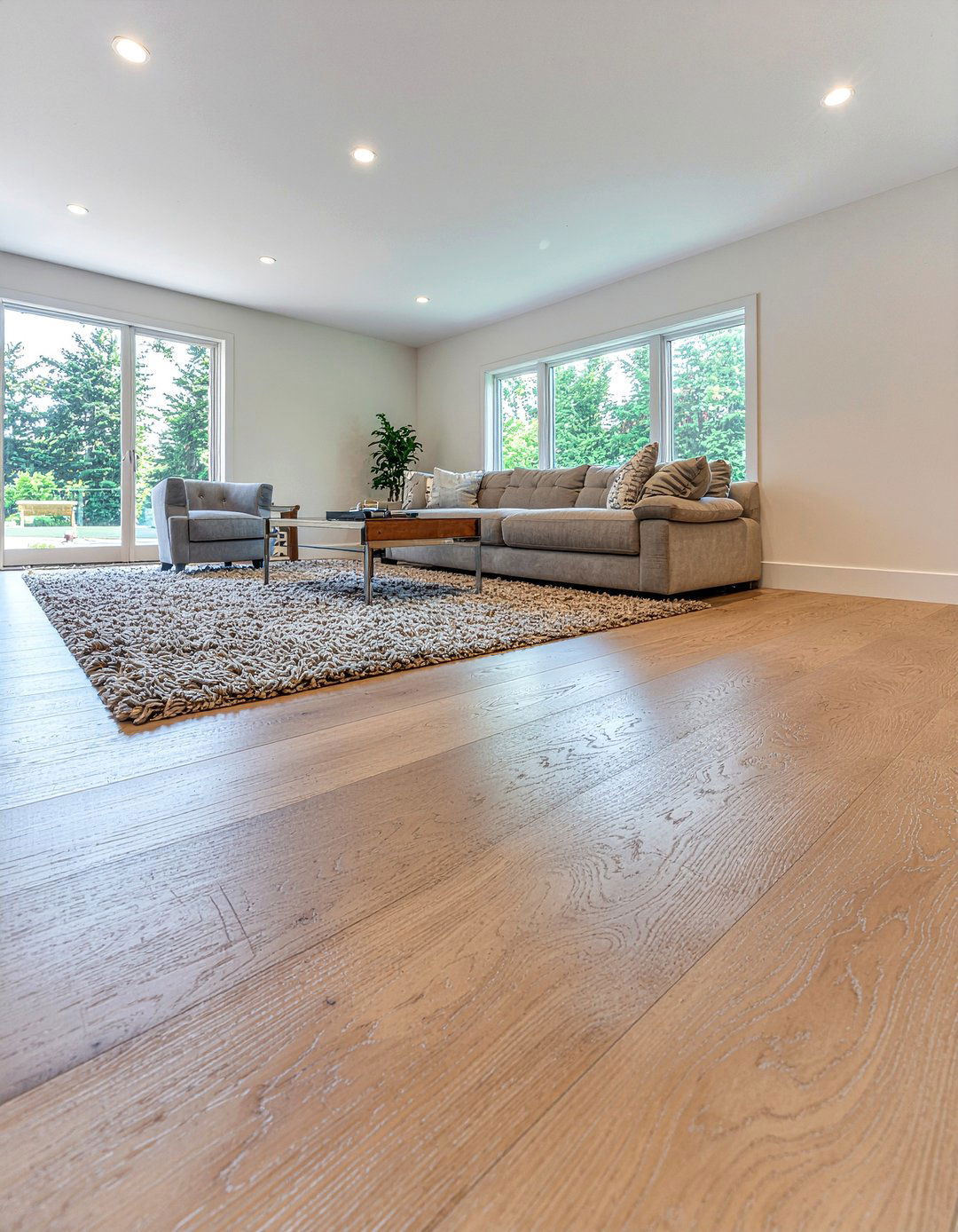 High Traffic Flooring - 30 family friendly living room ideas