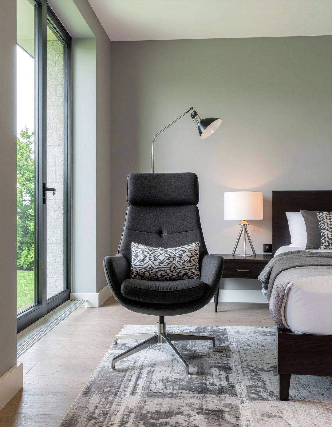 High back chair - 30 bedroom reading chairs