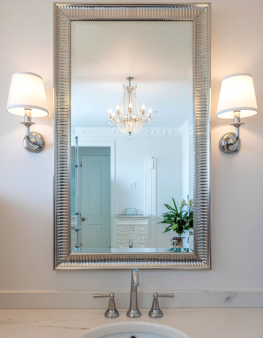 High ceiling bathroom lighting - 30 Georgian bathroom ideas