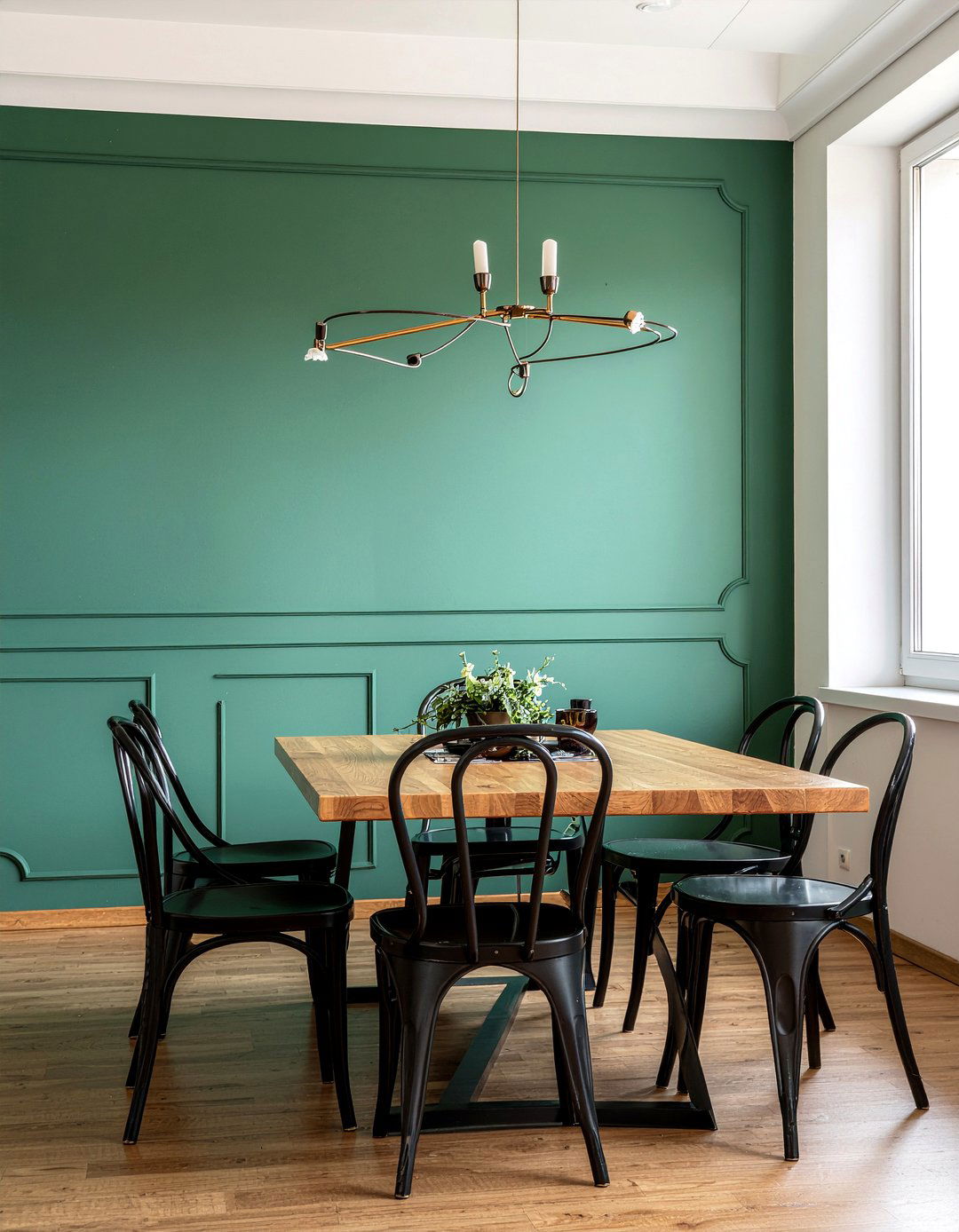 High chair rail - 30 dining room chair rail ideas