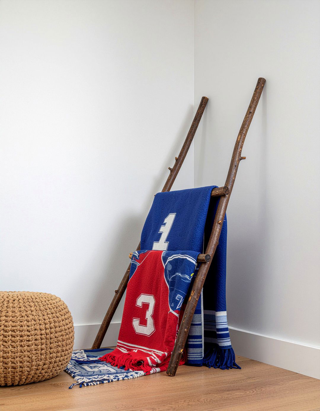 Hockey stick ladder - 30 hockey bedroom ideas