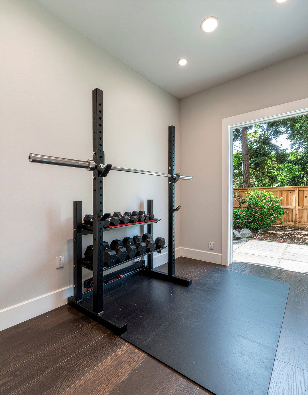 Home Gym Corner - 30 teenage boy bedroom ideas