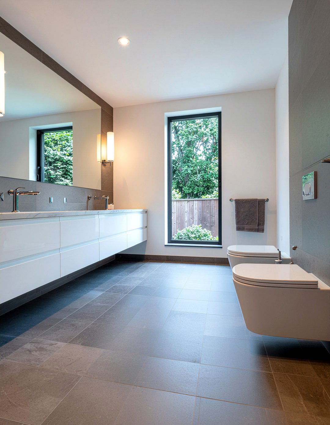 Honed slate bathroom floor - 30 slate tile bathroom ideas