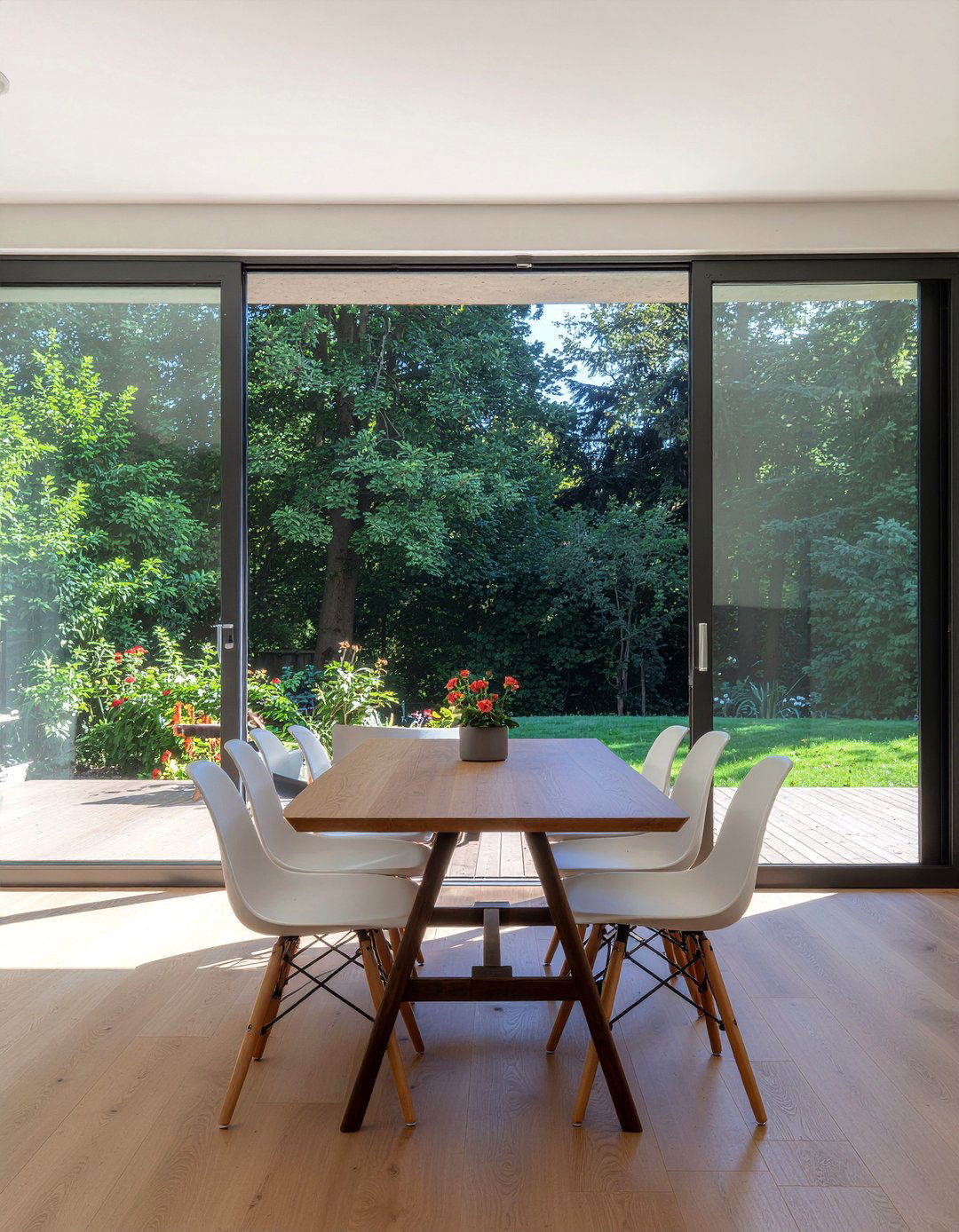 Indoor Outdoor Dining Space - 30 new home dining room ideas