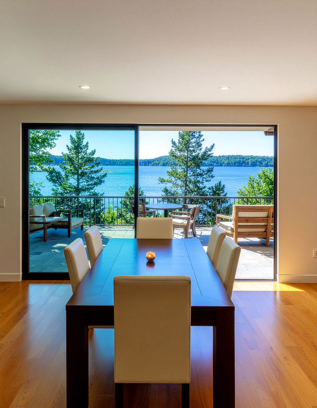 Indoor Outdoor Flow - 30 lake house dining room ideas