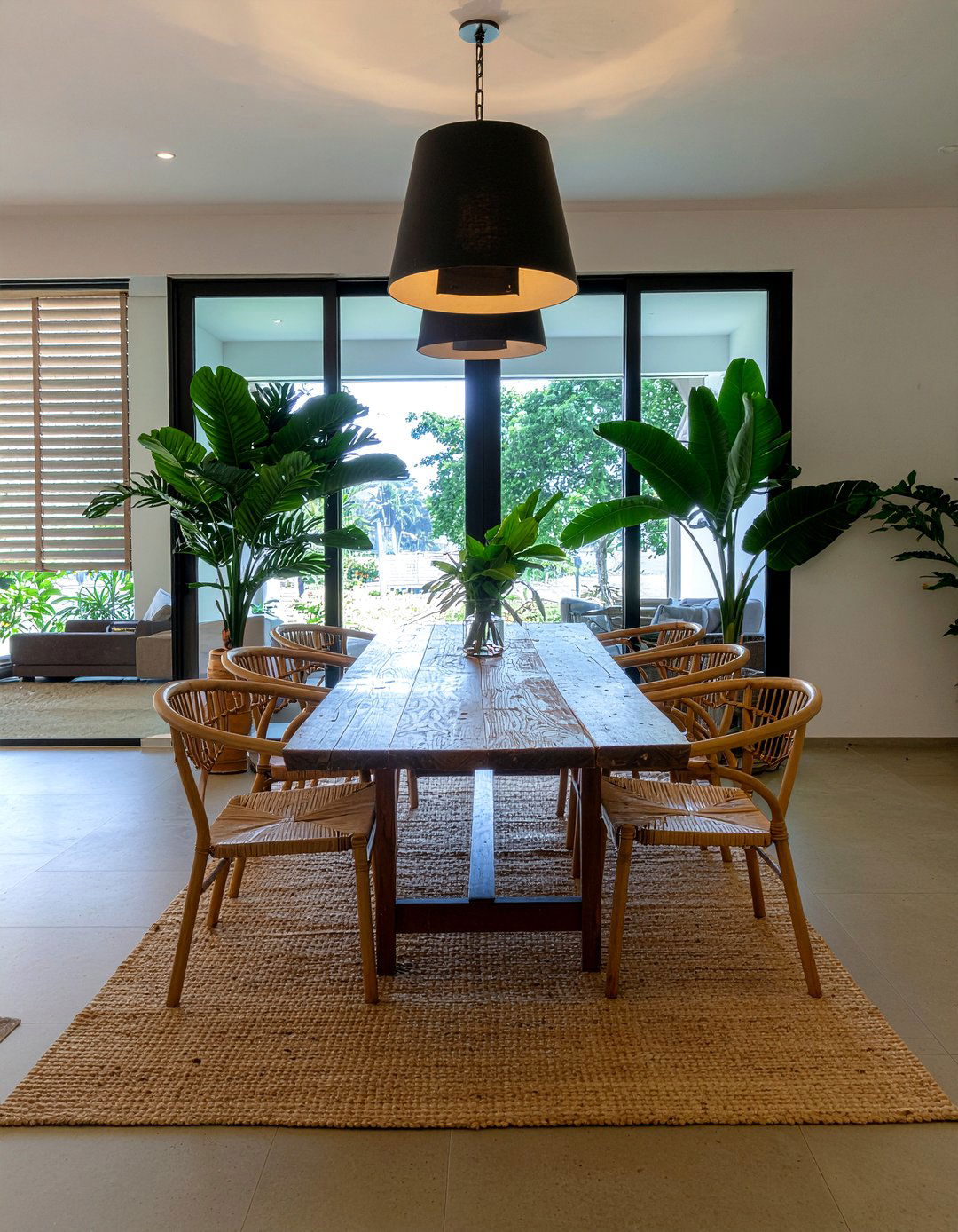 Indoor Plant Decor - 30 maximalist dining room ideas