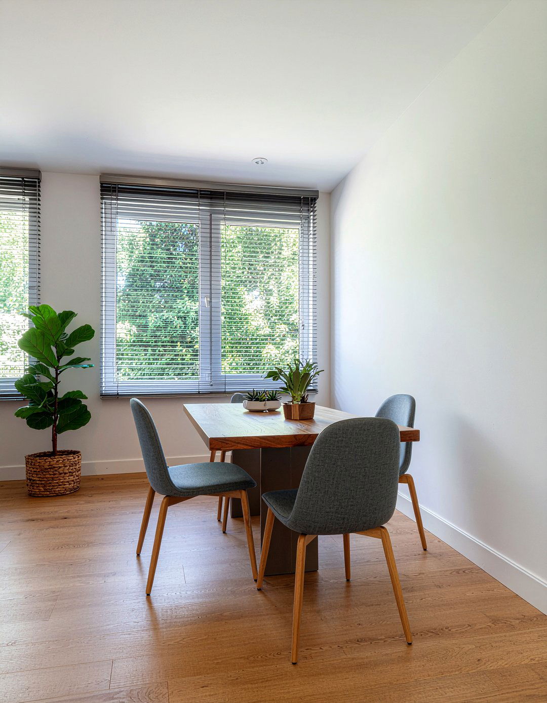 Indoor Plant Dining Room - 30 cool neutral dining room ideas