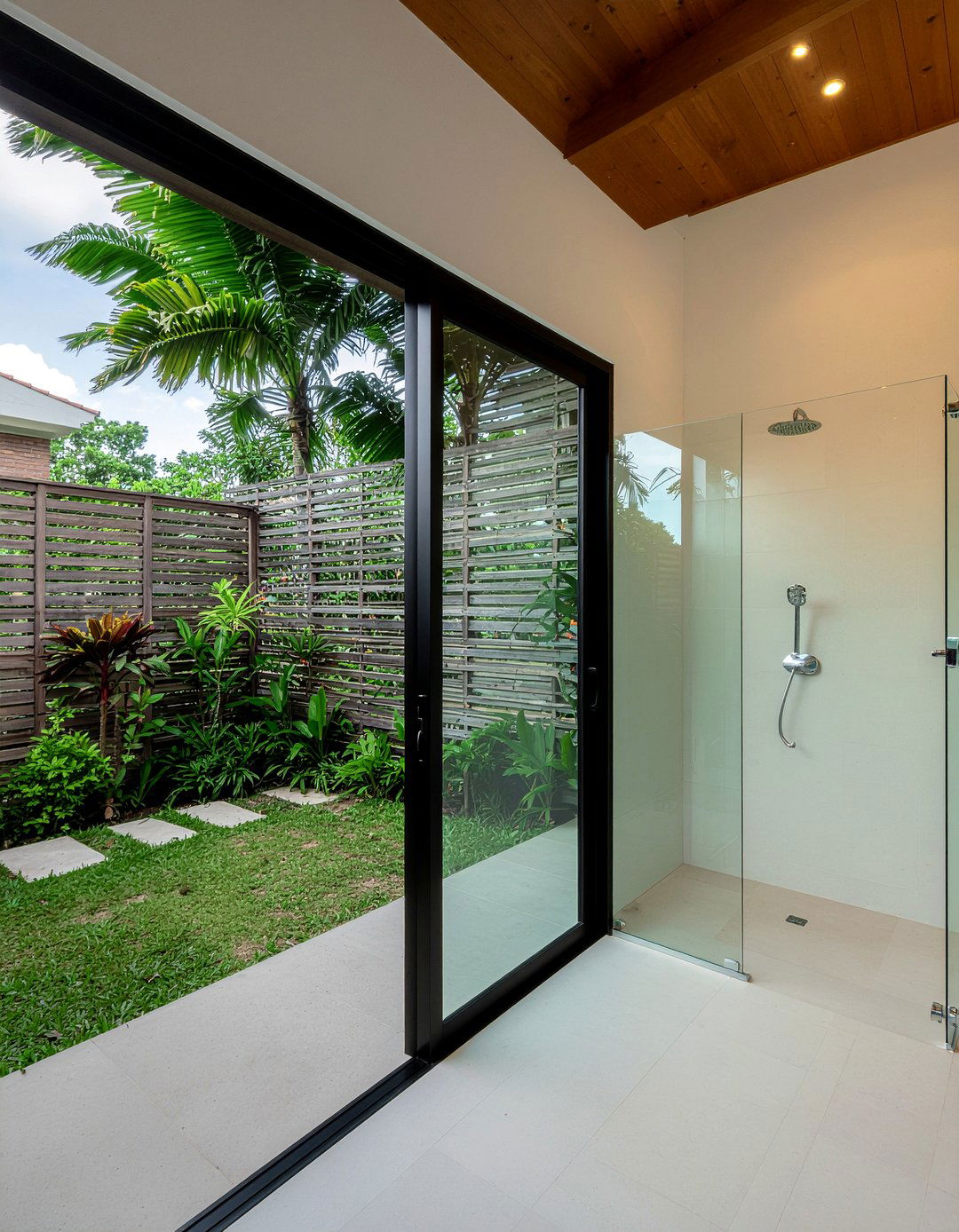 Indoor outdoor bathroom - 30 luxe bathroom ideas