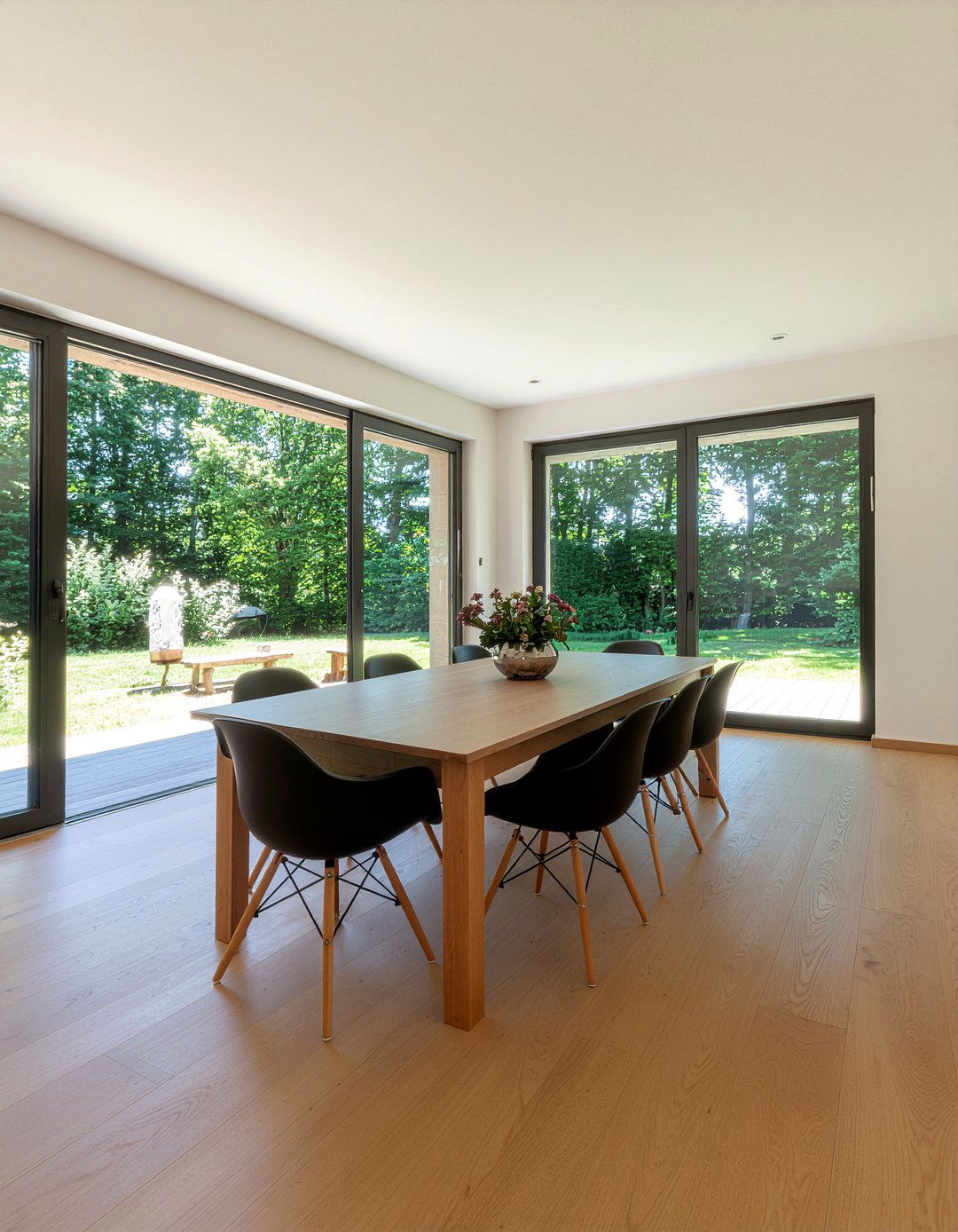 Indoor outdoor dining flow - 30 German dining room ideas