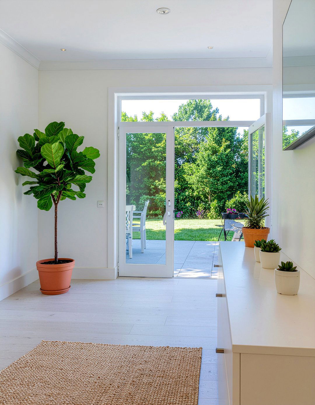 Indoor plants for dining room - 30 environmentally friendly dining room ideas