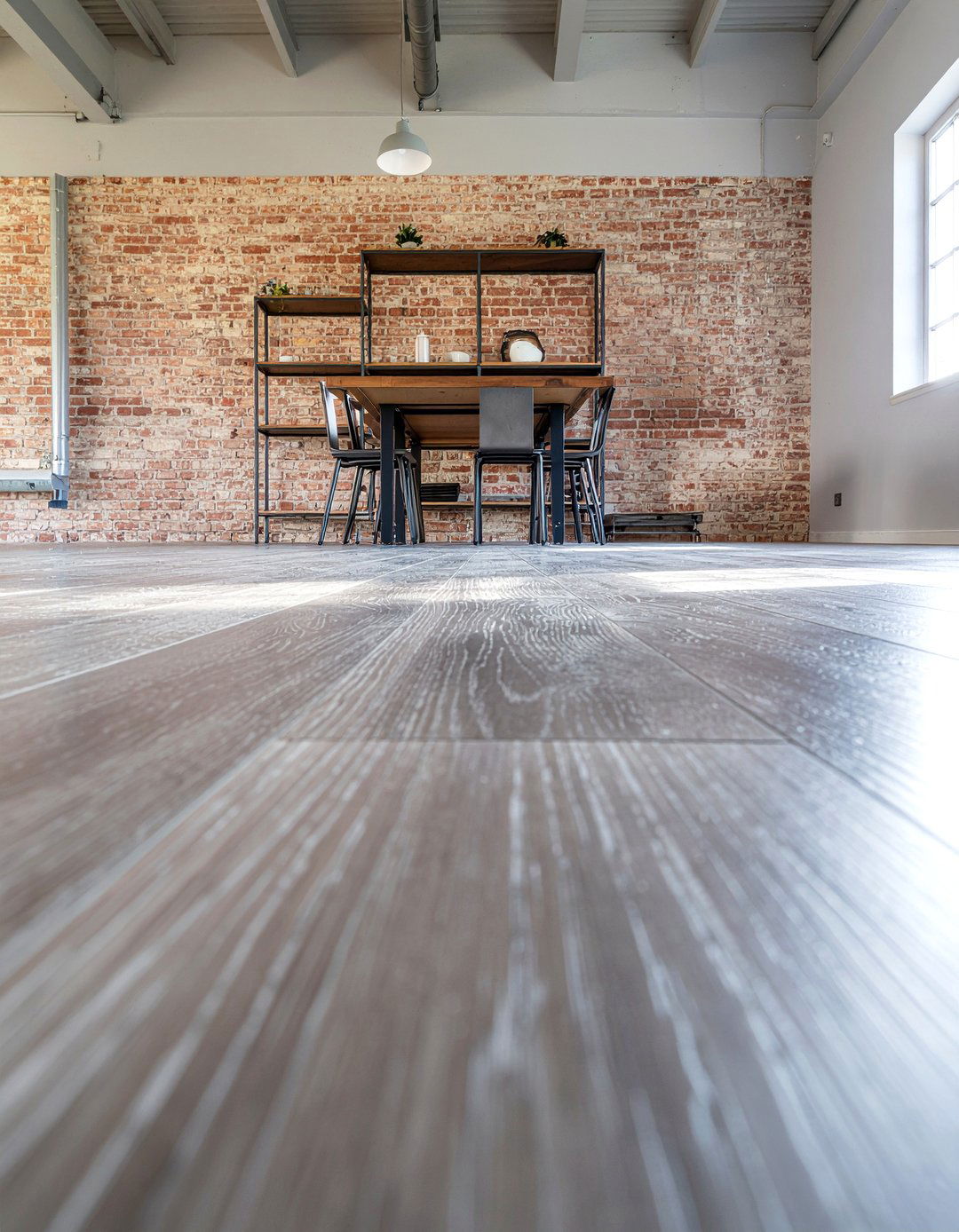 Industrial Concrete Look Laminate - 30 dining room laminate floor ideas