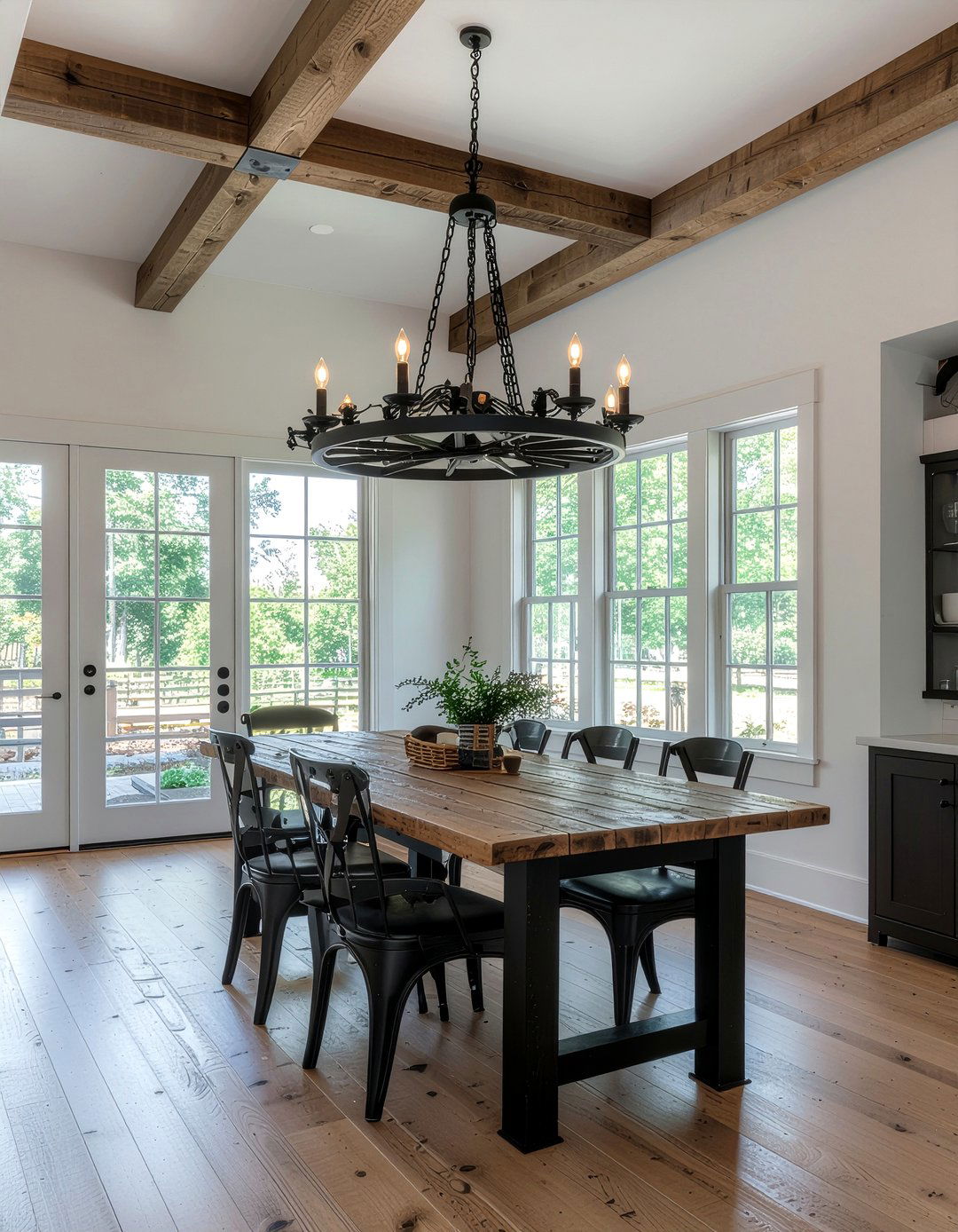 Industrial Farmhouse Lighting - 30 farmhouse home decor ideas