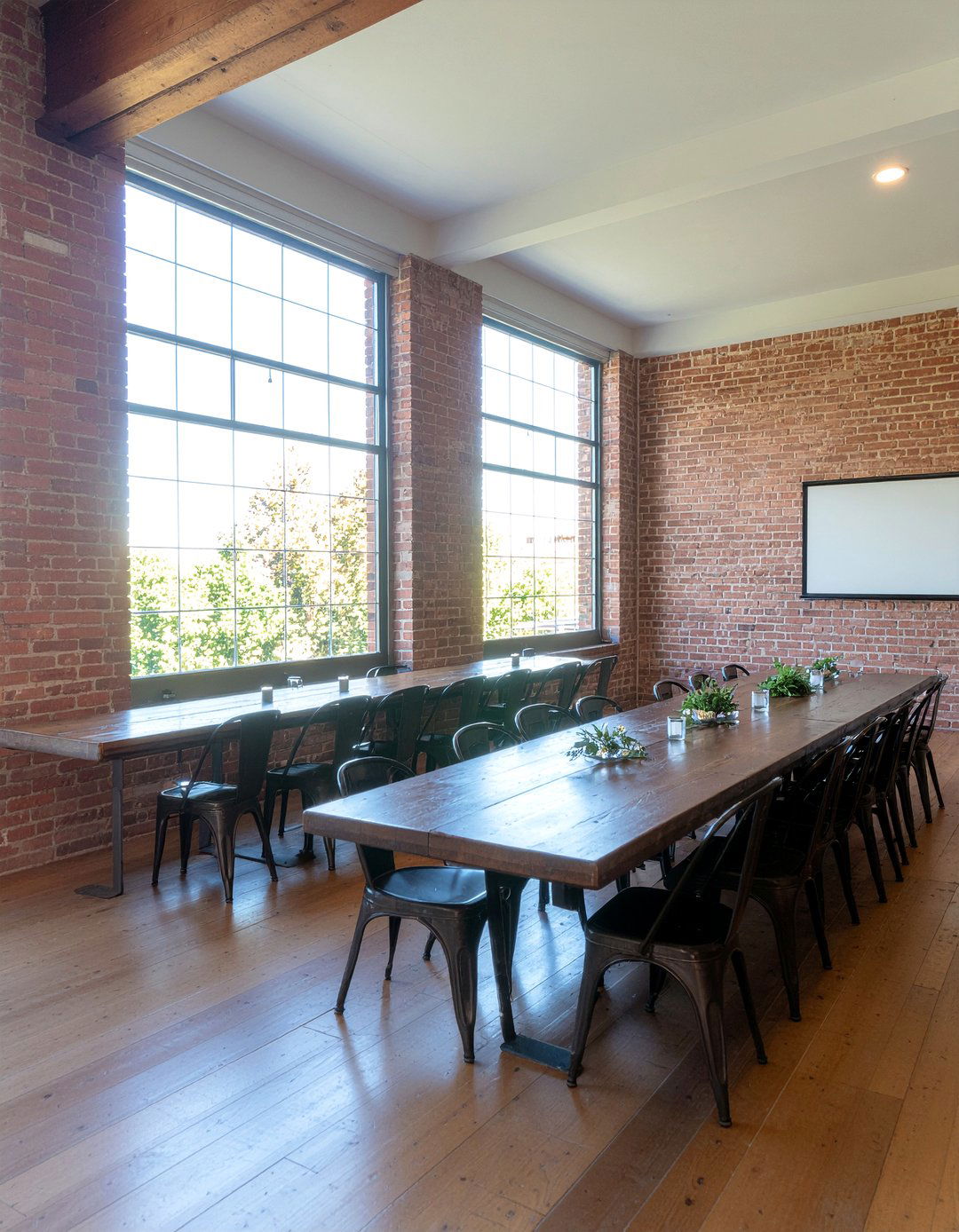 Industrial Loft Rehearsal Dinner Space - 30 dining room rehearsal dinner ideas