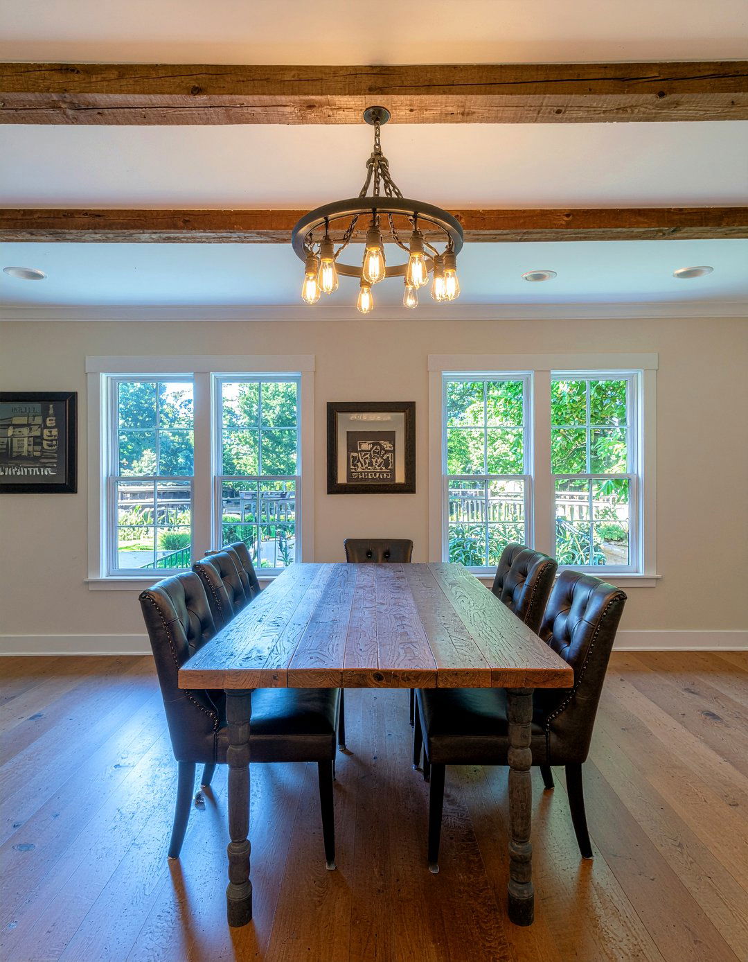 Industrial Pulley Light - 30 dining room pendant ideas