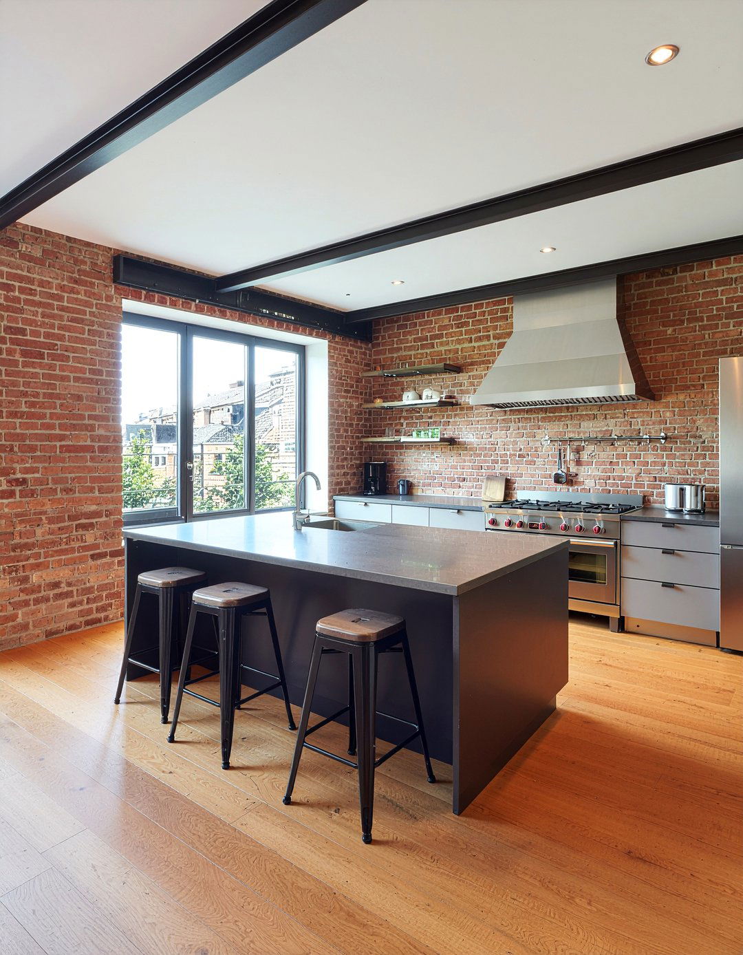 Industrial Steel Trusses - 30 kitchen vaulted ceiling ideas