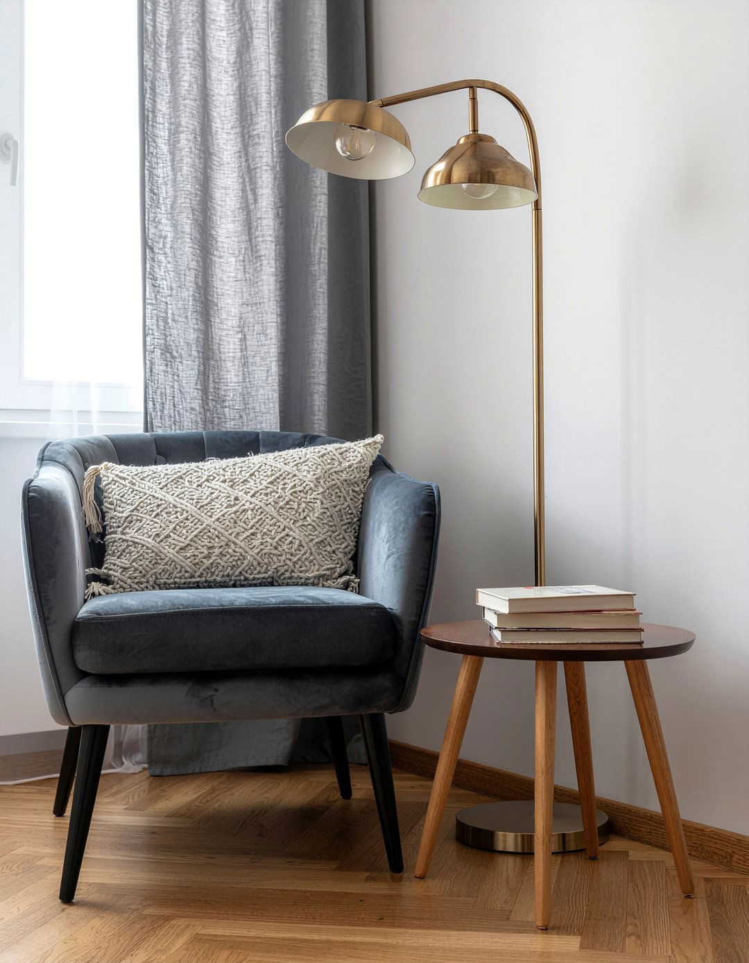 Industrial Style Bronze Floor Lamp - 30 bronze accent living room ideas