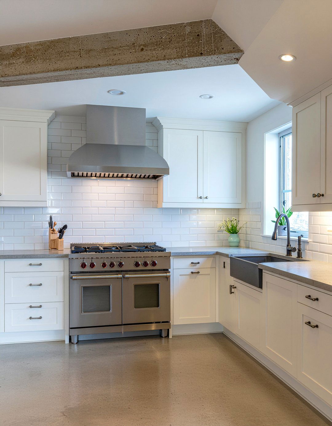 Industrial cream kitchen elements - 30 cream kitchen ideas