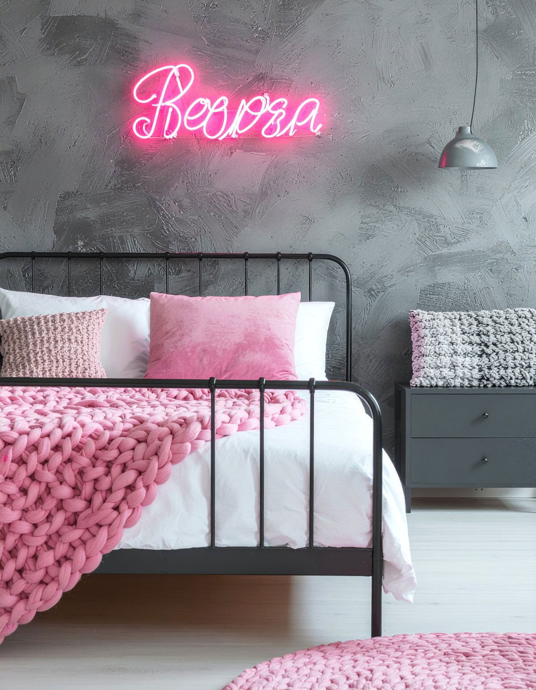 Industrial gray bedroom pink accents - 30 pink and gray bedroom ideas