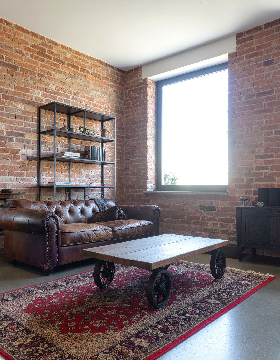 Industrial living room - 30 living room aesthetic ideas