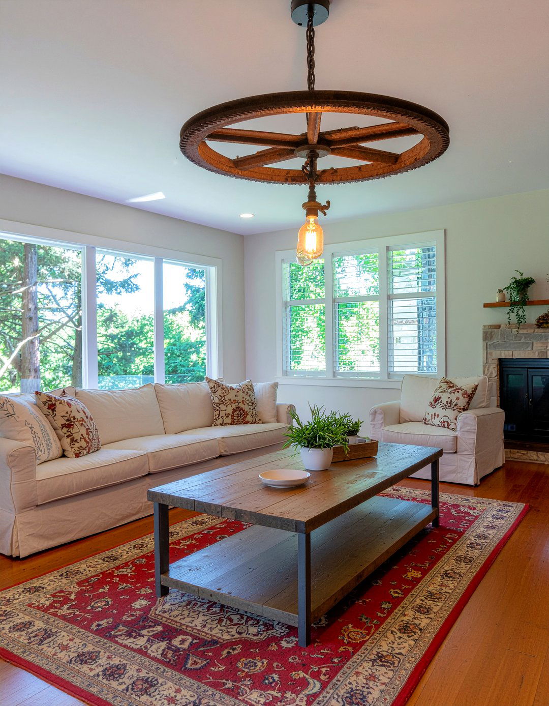 Industrial pulley pendant light - 30 living room salvaged furniture ideas