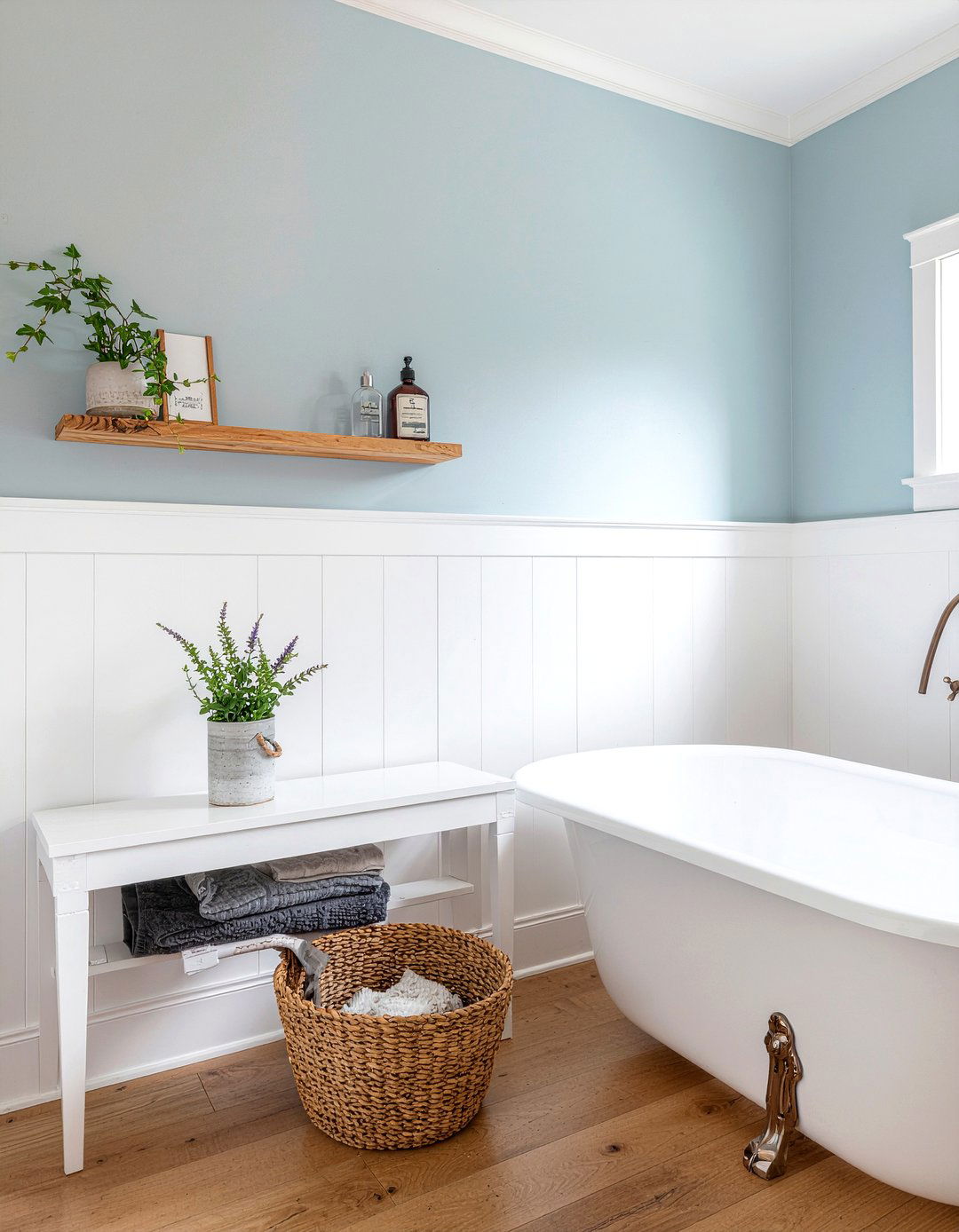 Install beadboard paneling - 30 bathroom on a budget ideas