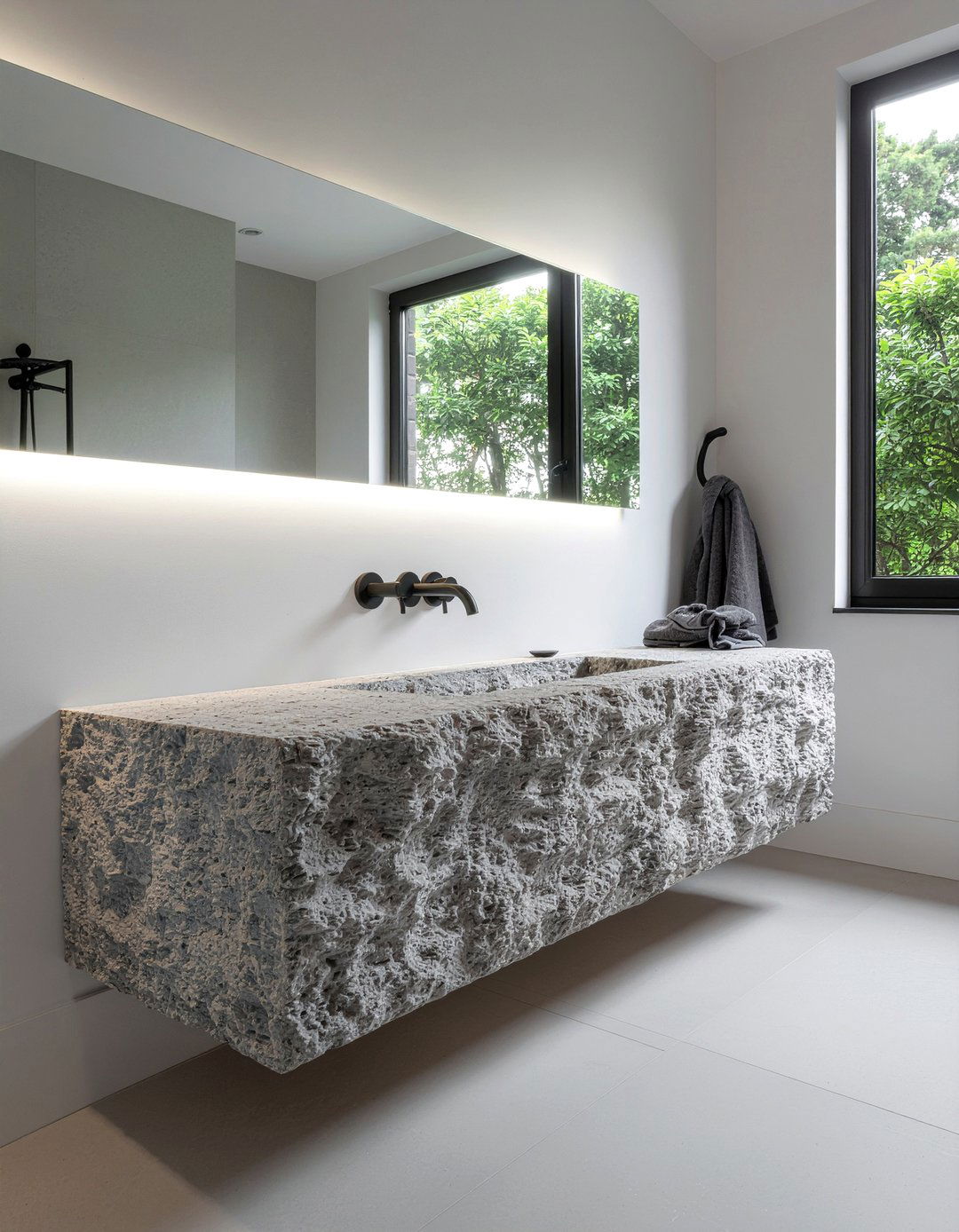 Integrated Sink Basin - 30 luxury master bathroom ideas