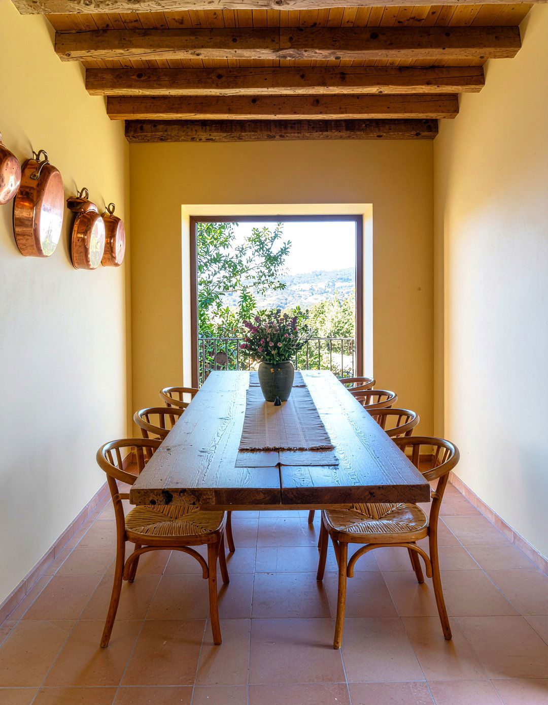 Italian Country House - 30 Mediterranean dining room ideas