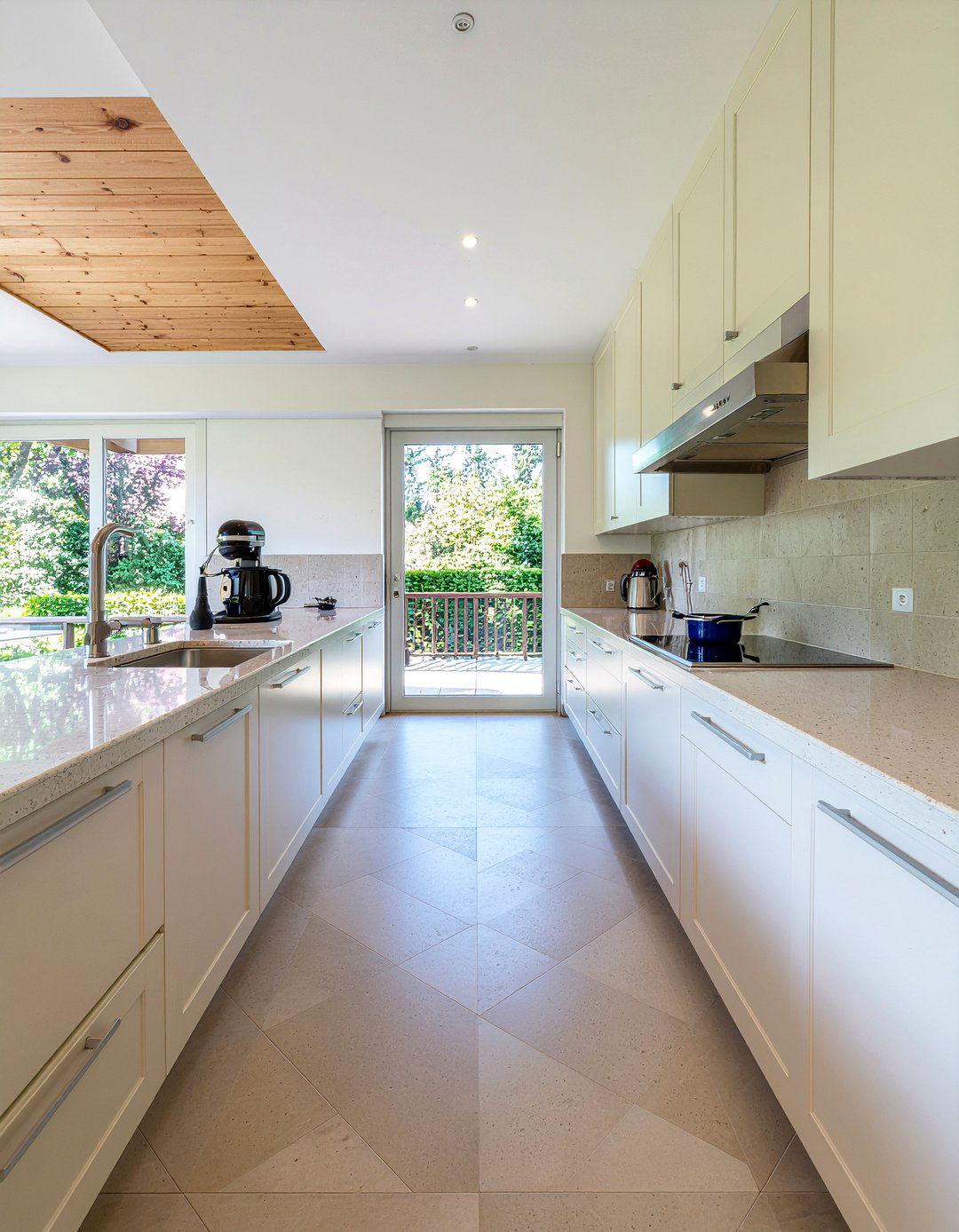 Ivory Kitchen Patterned Tile - 30 ivory kitchen ideas
