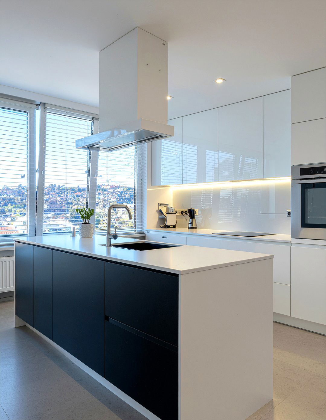 J Pull Kitchen Cabinets - 30 slab door kitchen cabinet ideas