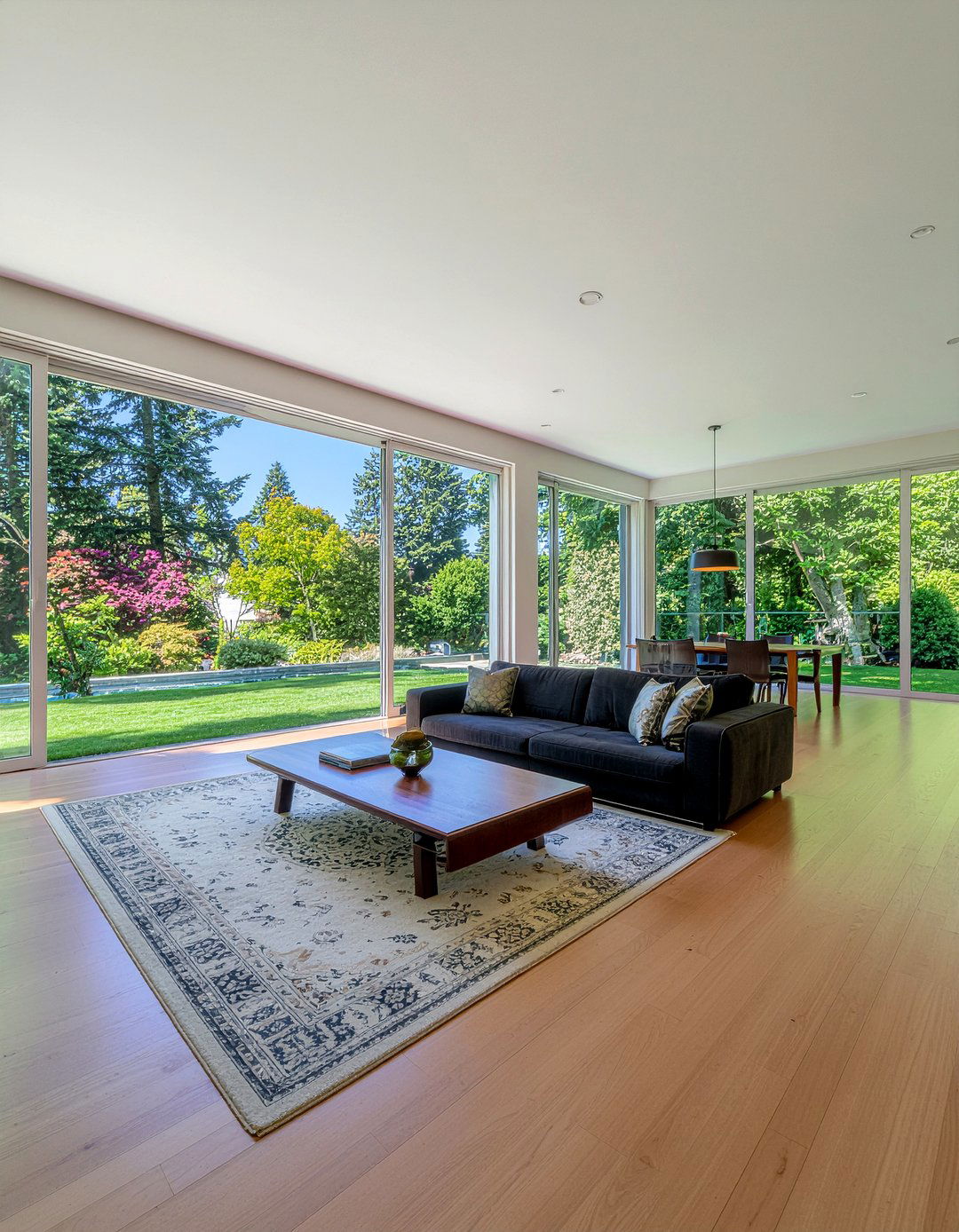 Jennifer Aniston living room - 30 celebrity living room ideas