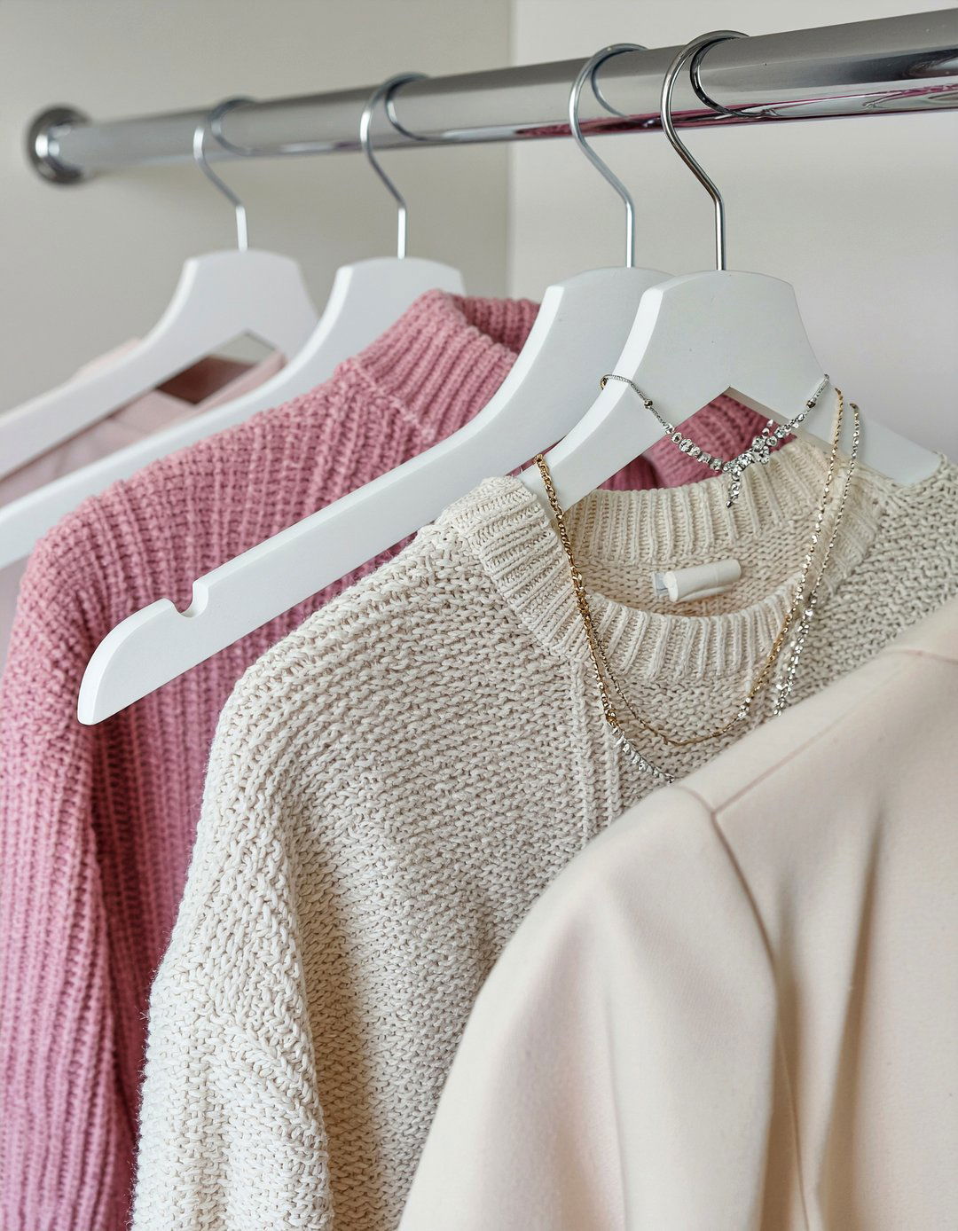 30 Bedroom Space Saving Hangers for a Tidy Closet