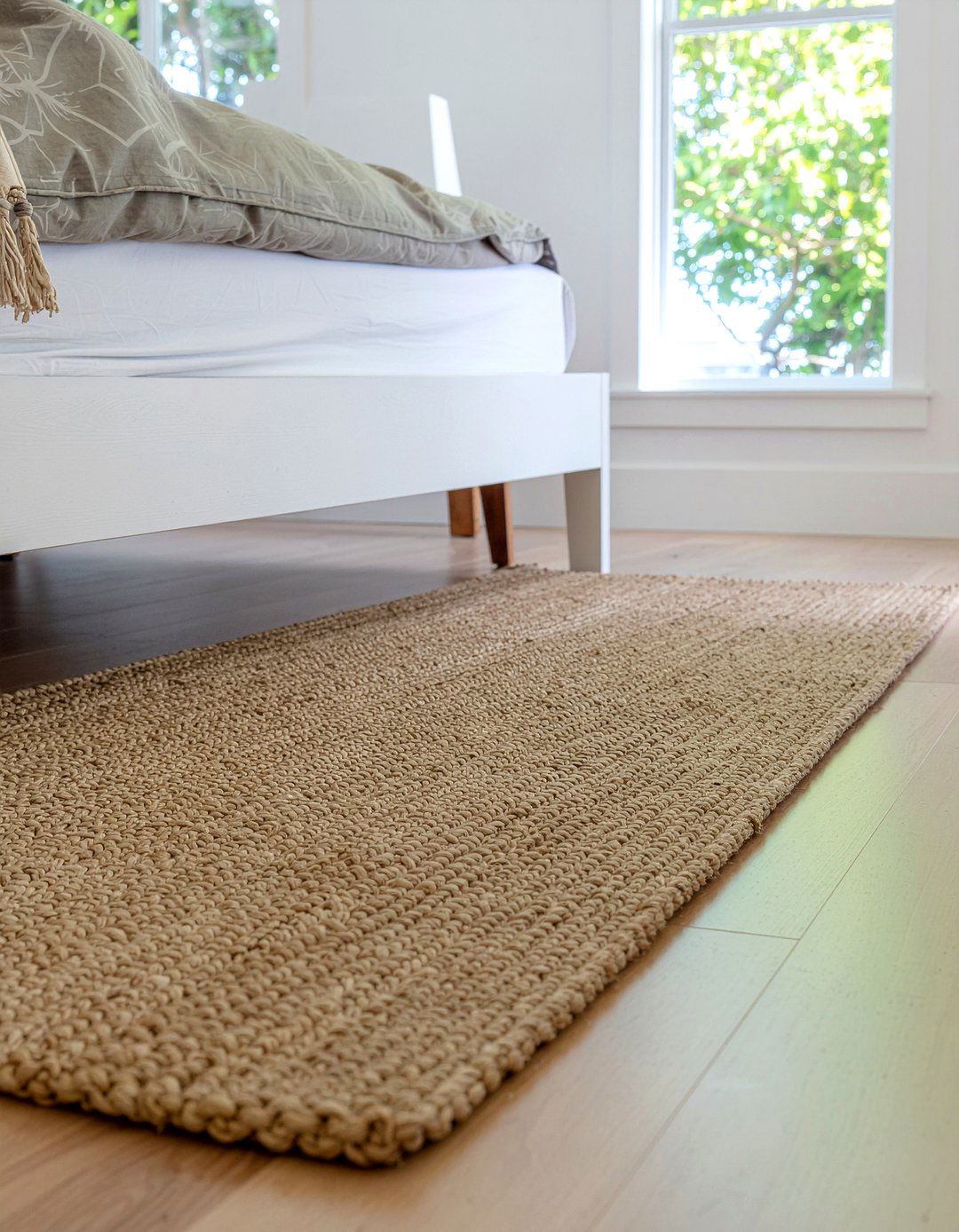 Jute Floor Rug - 30 surfing bedroom ideas