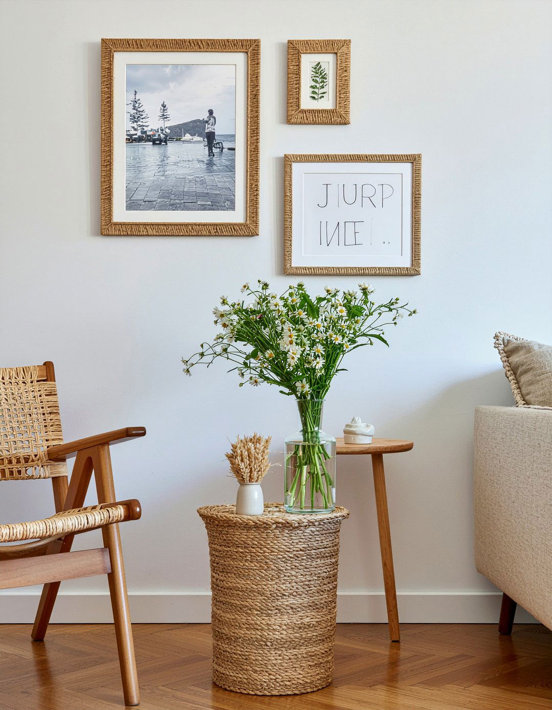 Jute Photo Frame - 30 jute living room ideas