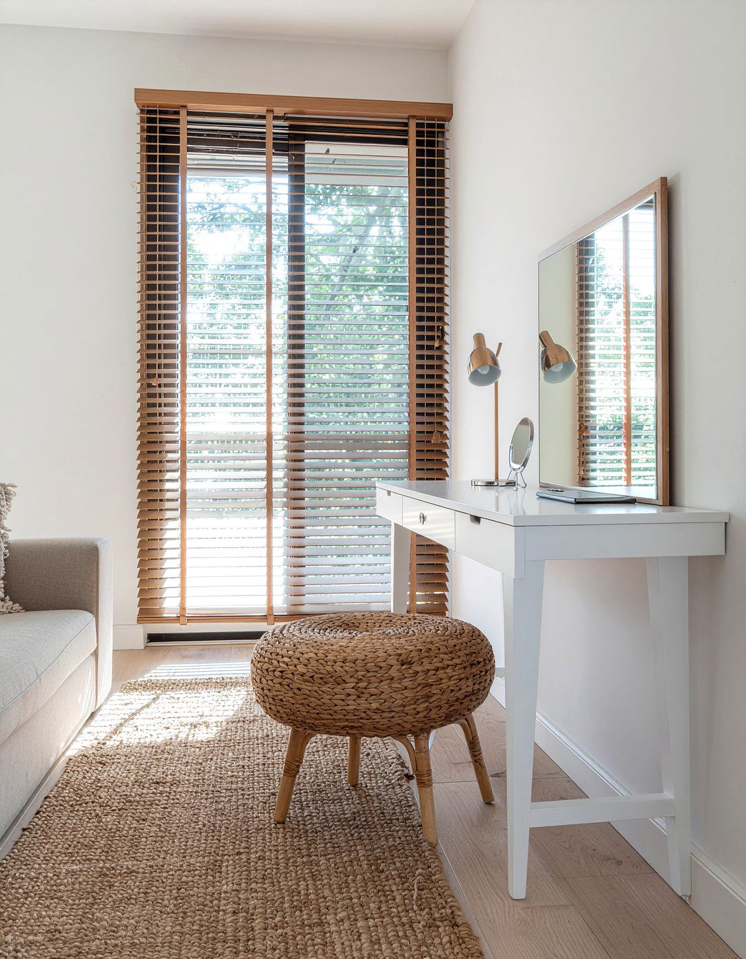 Jute Vanity Stool - 30 jute living room ideas