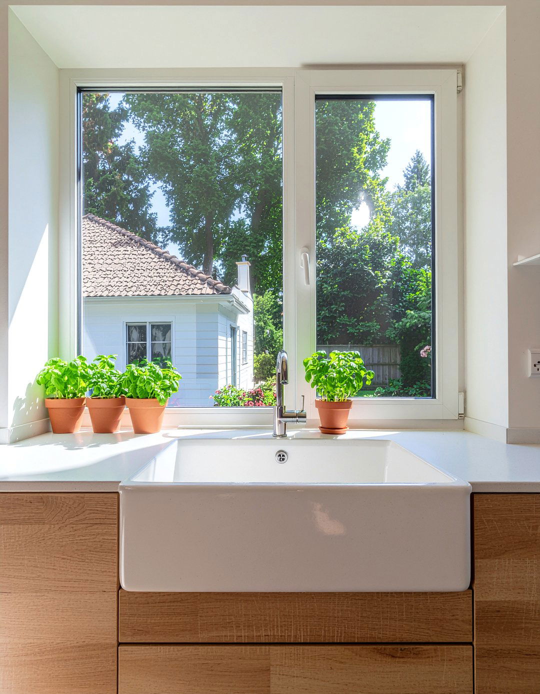 Kitchen Garden Window - 30 bright kitchen ideas