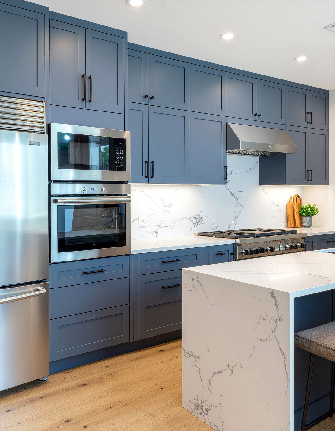 Kitchen Island Microwave - 30 built-in microwave kitchen ideas