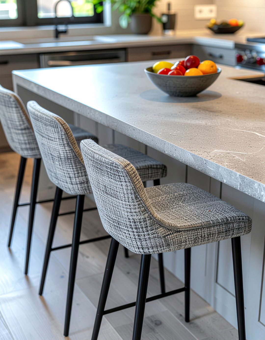 Kitchen Island Seating - 30 kitchen must-haves