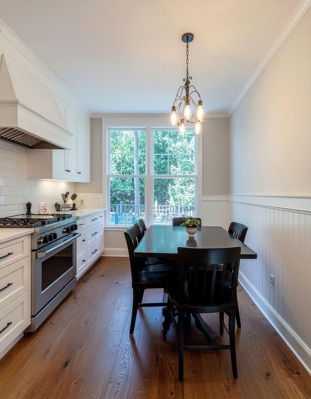 Kitchen Wainscoting - 30 kitchen architectural detail ideas