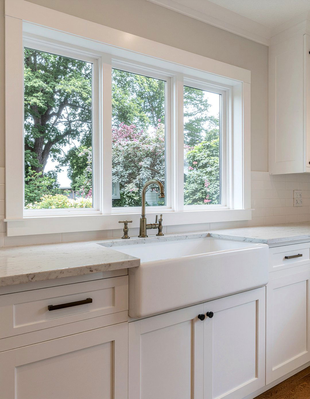 Kitchen Window Casing - 30 kitchen trim ideas