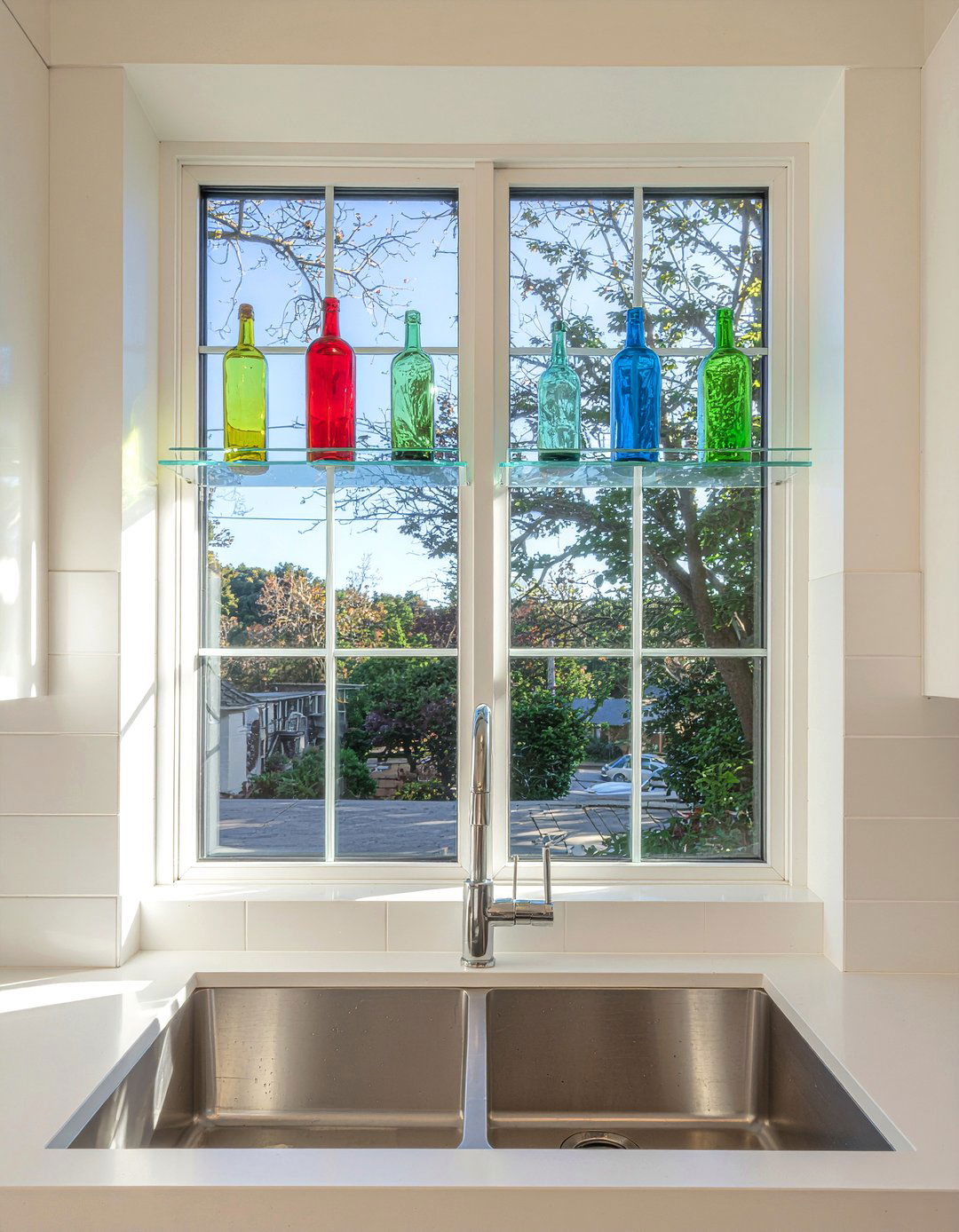 Kitchen Window Shelf - 30 kitchen window ideas