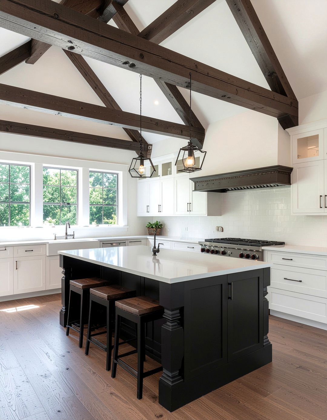 Kitchen ceiling beams - 30 kitchen focal point ideas