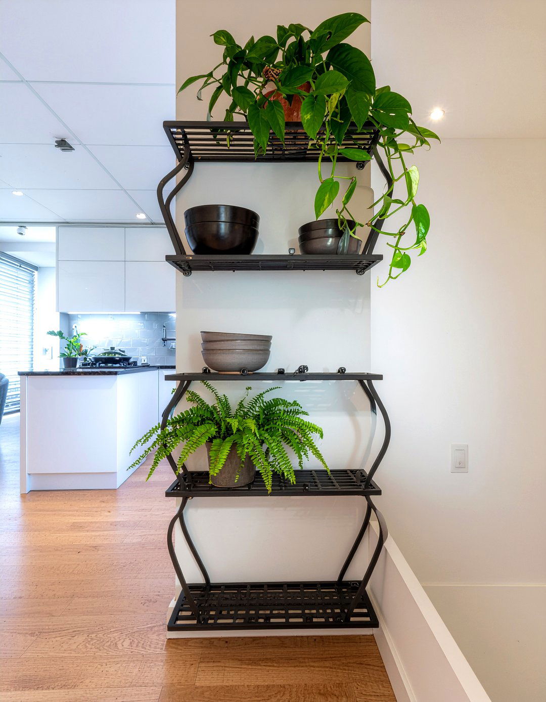 Kitchen column shelving - 30 kitchen column ideas