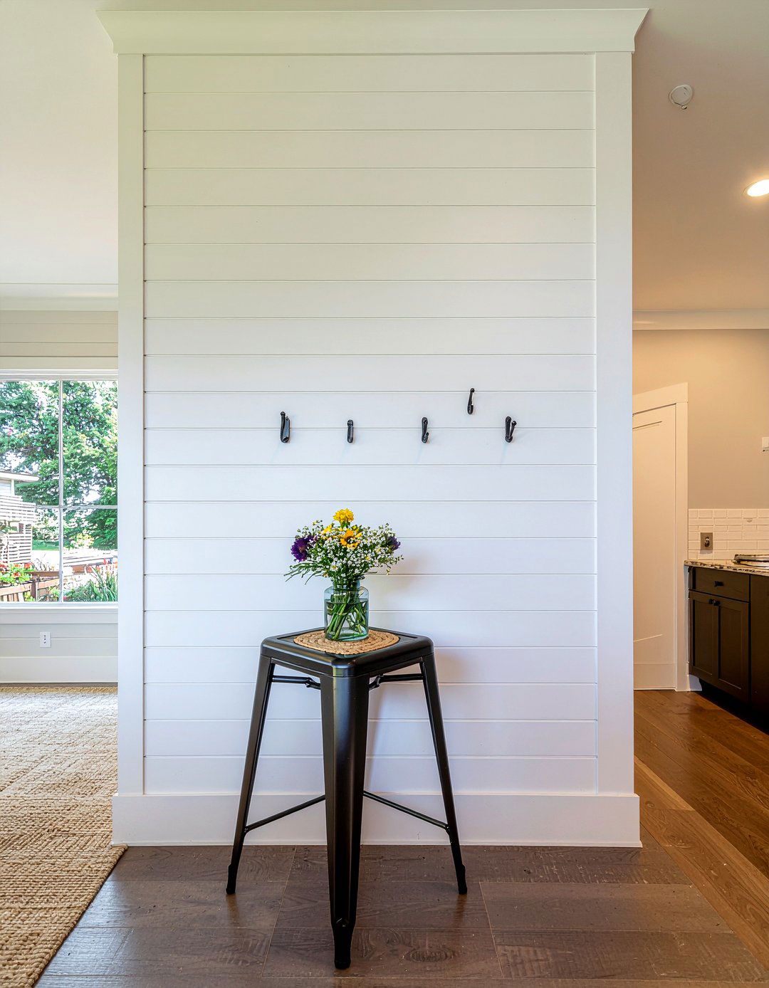 Kitchen entry wall paneling - 30 kitchen board and batten ideas