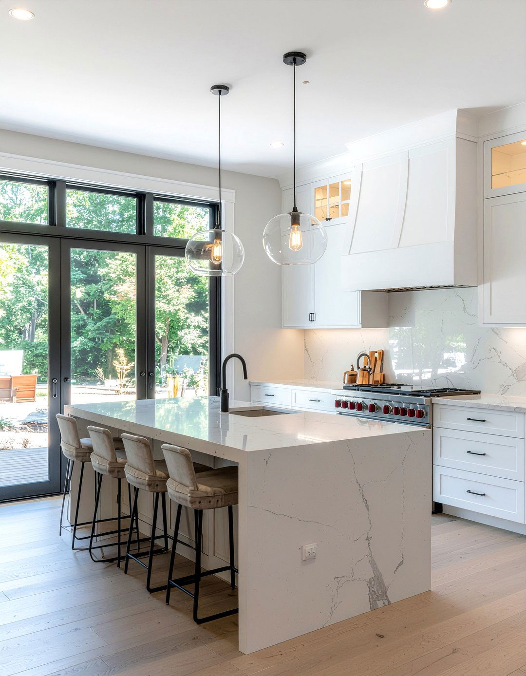 Kitchen island glass pendants - 30 accent lighting kitchen ideas