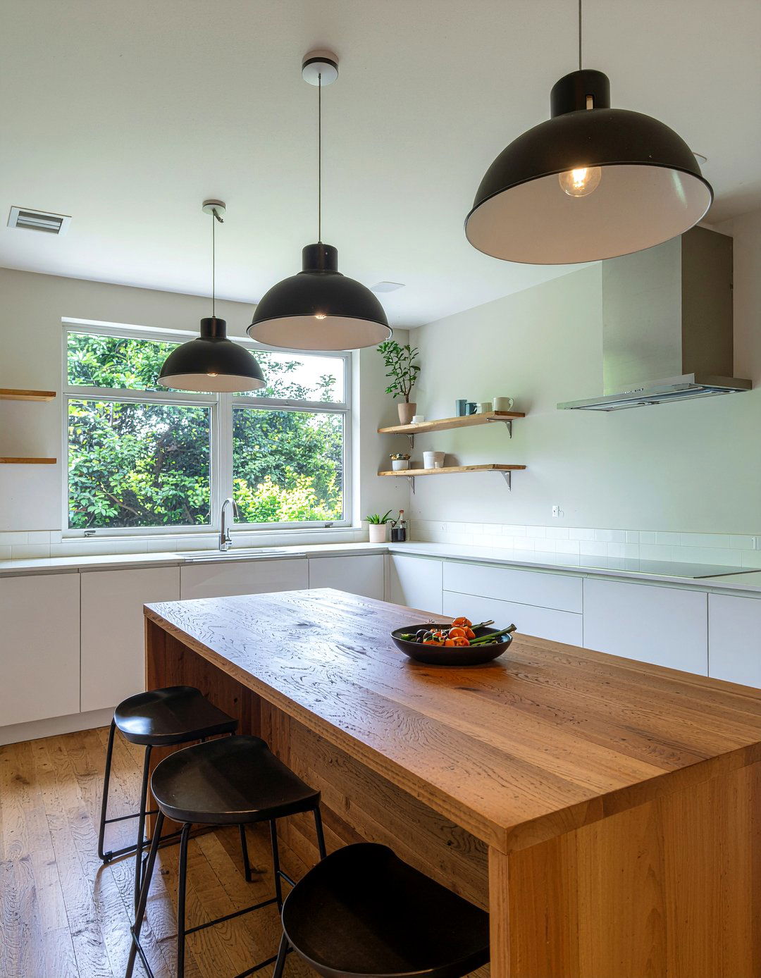 Kitchen island pendants - 30 kitchen feature ideas