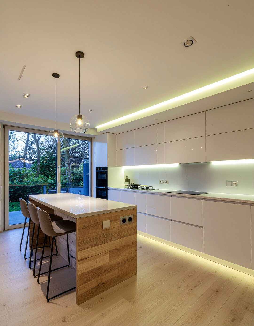 Kitchen lighting layers - 30 kitchen remodel tips