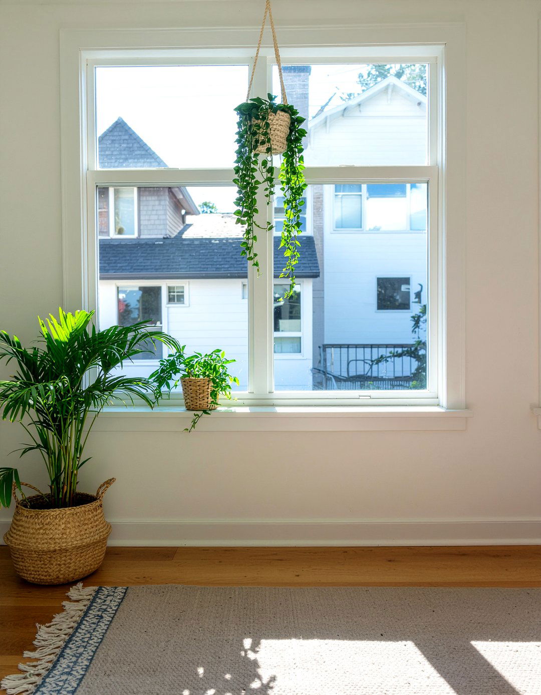 Knit plant hanger - 30 knitted living room ideas