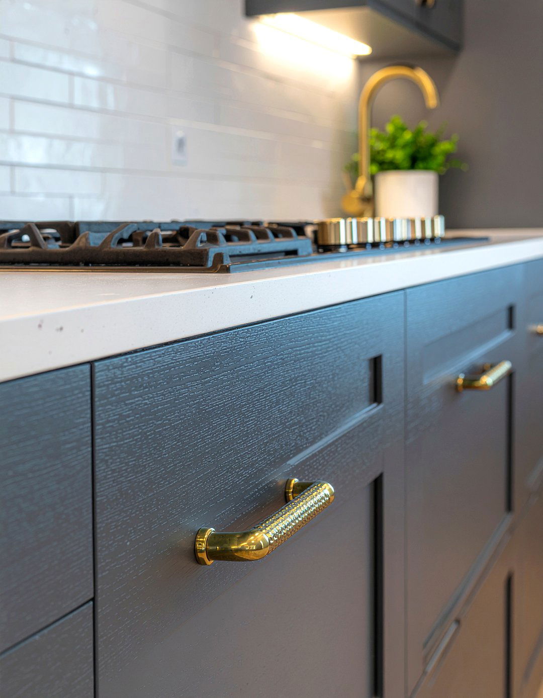 Knurled Cabinet Handles - 30 kitchen cabinet handle ideas
