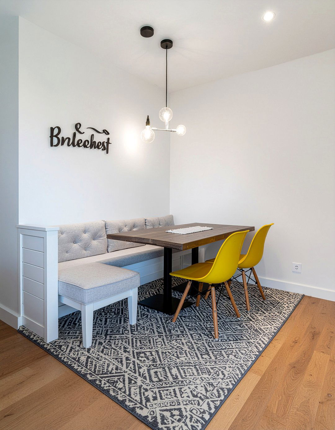 L Shaped Bench - 30 breakfast nook kitchen ideas