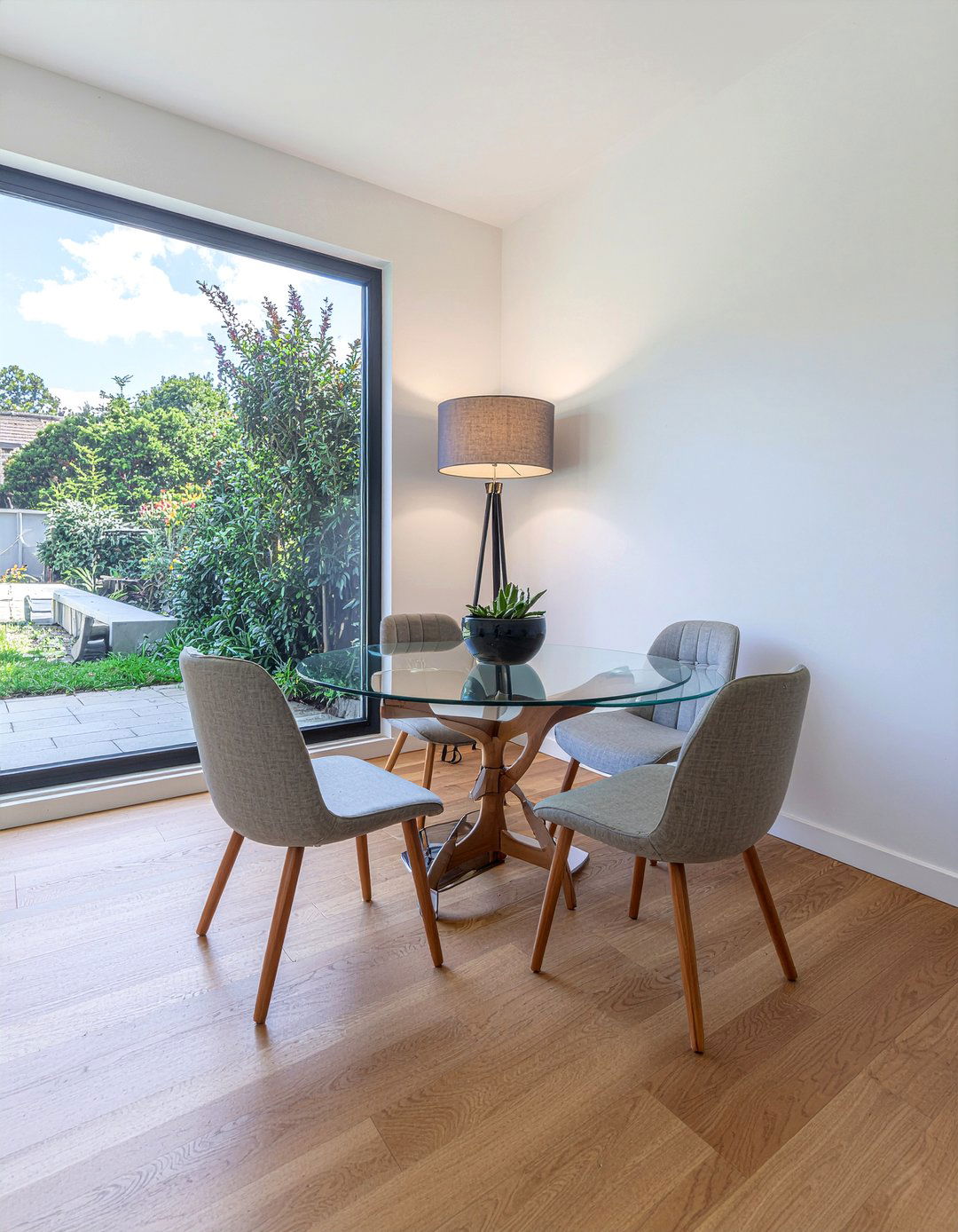 L Shaped Dining Room - 30 dining room layout ideas